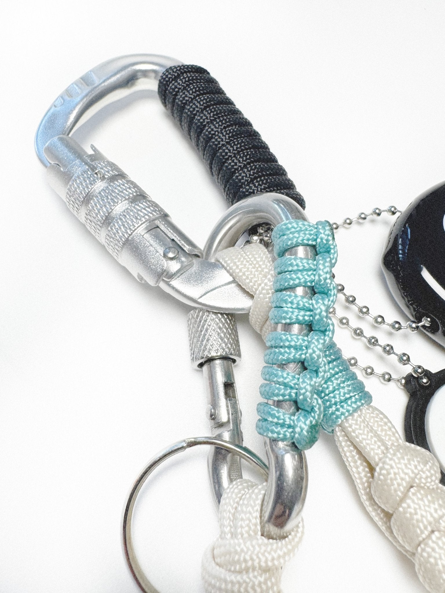 KeyChain Snow C02V.1 - Corda Customs